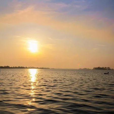 بوتيل Comfortable Water At The Loosdrechtse Plassen Nieuw-Loosdrecht