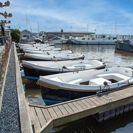 بوتيل Comfortable Water At The Loosdrechtse Plassen *