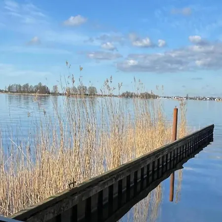بوتيل Comfortable Water At The Loosdrechtse Plassen Nieuw-Loosdrecht